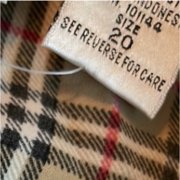 Millenium Women’s Plus Size 20 Long Sleeve Button Front Top NWT - Picture 5 of 5